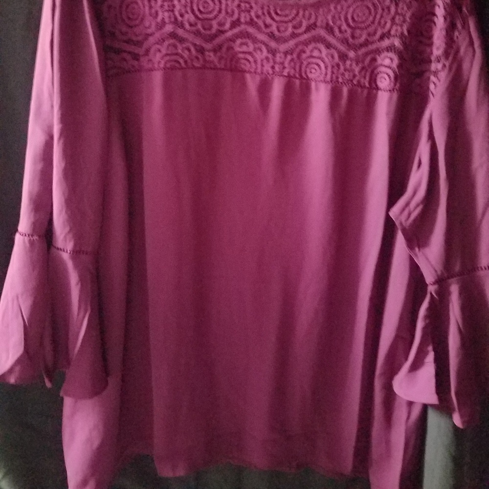💕Signature Collection Blouse💞 - Picture 3 of 5